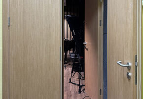 Двери деревянные Regina в проекте Студия звукозаписи в Новосибирской государственной консерватории имени М. И. Глинки