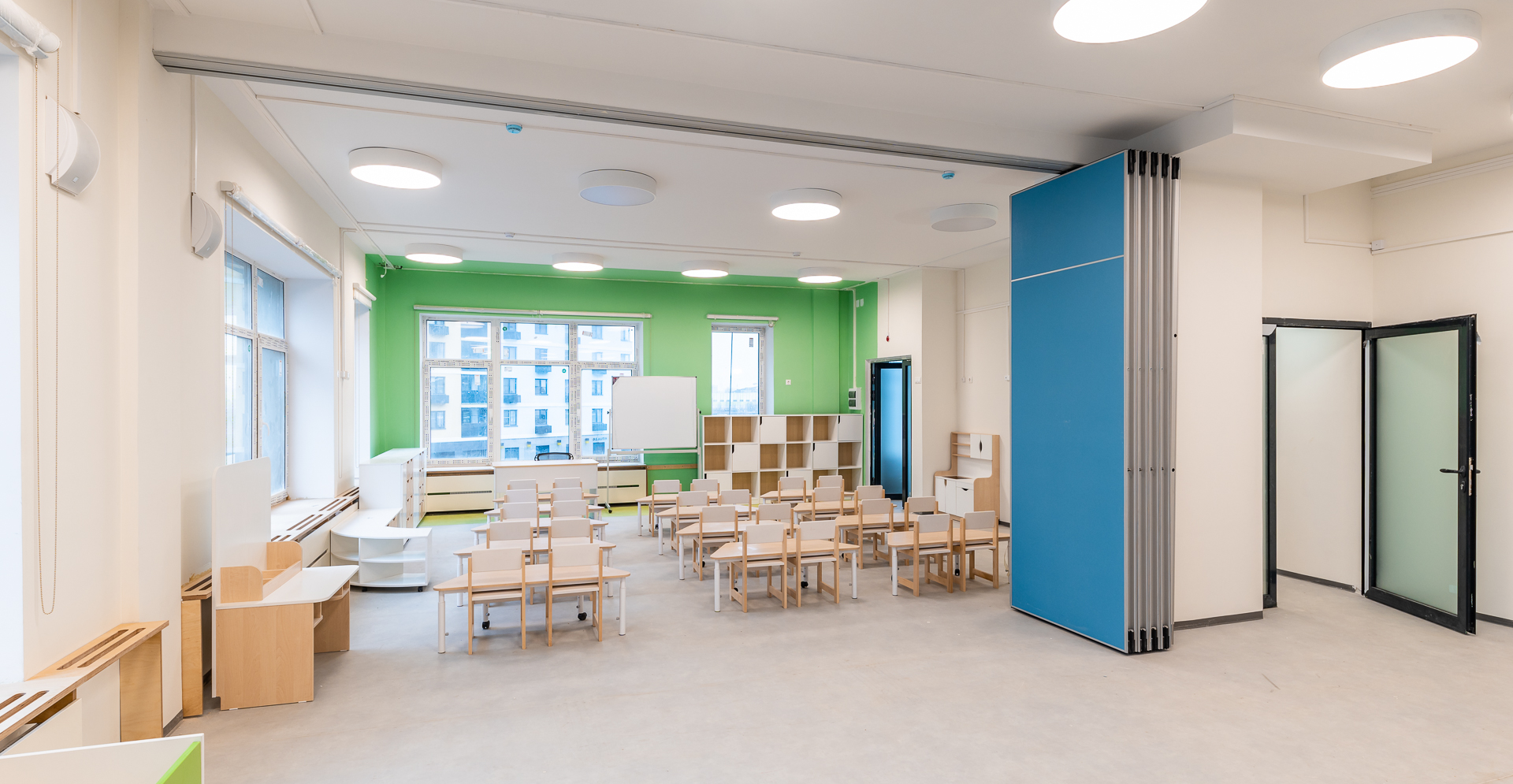 Фото проекта: Проект Nayada по установке раздвижных перегородок в детском саду &laquo;Лучи&raquo;. Изображение № 1