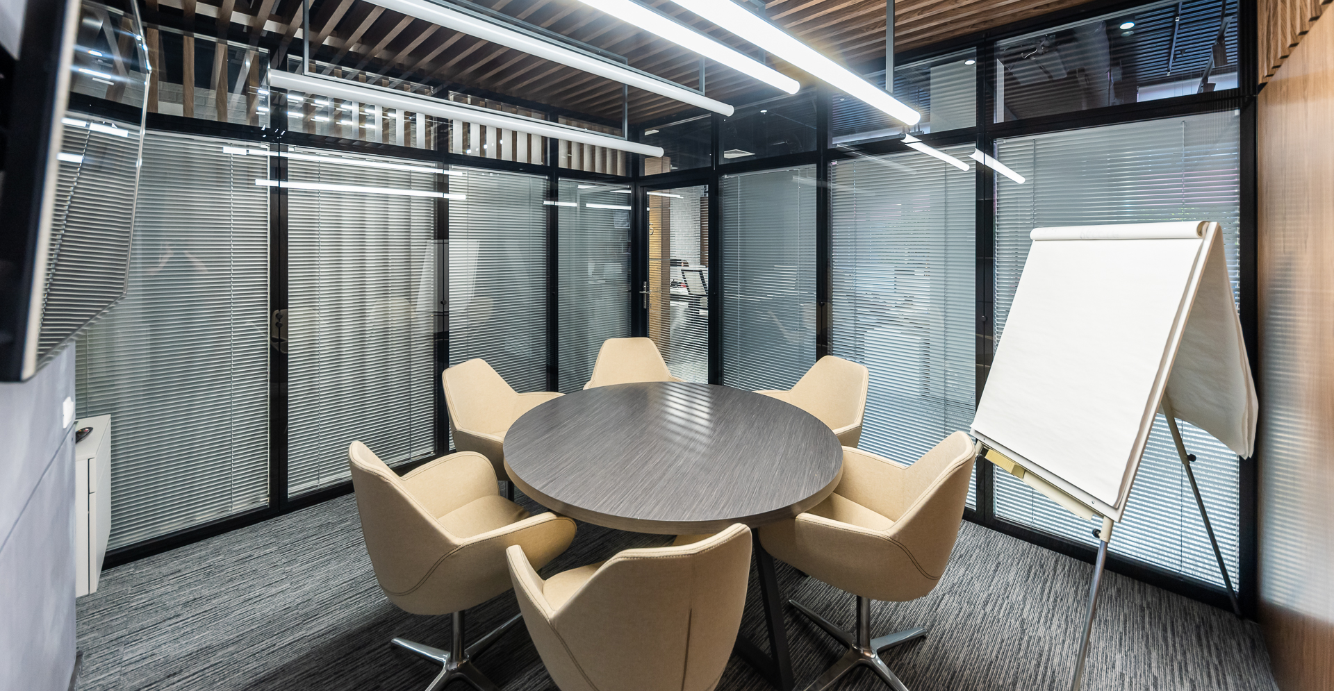 Фото проекта: Установка перегородок Intero-400 в НЕО ГЕО. Изображение № 5